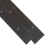 Antislip Vlonderstrip. Kleur: bruin. Op de foto is zowel de 5 cm als de 9 cm versie te zien.